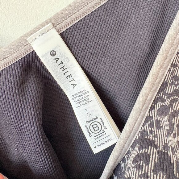 Athleta Aurora Scoop Crop Top Leopard Black Grey NWT Small - Picture 6 of 7